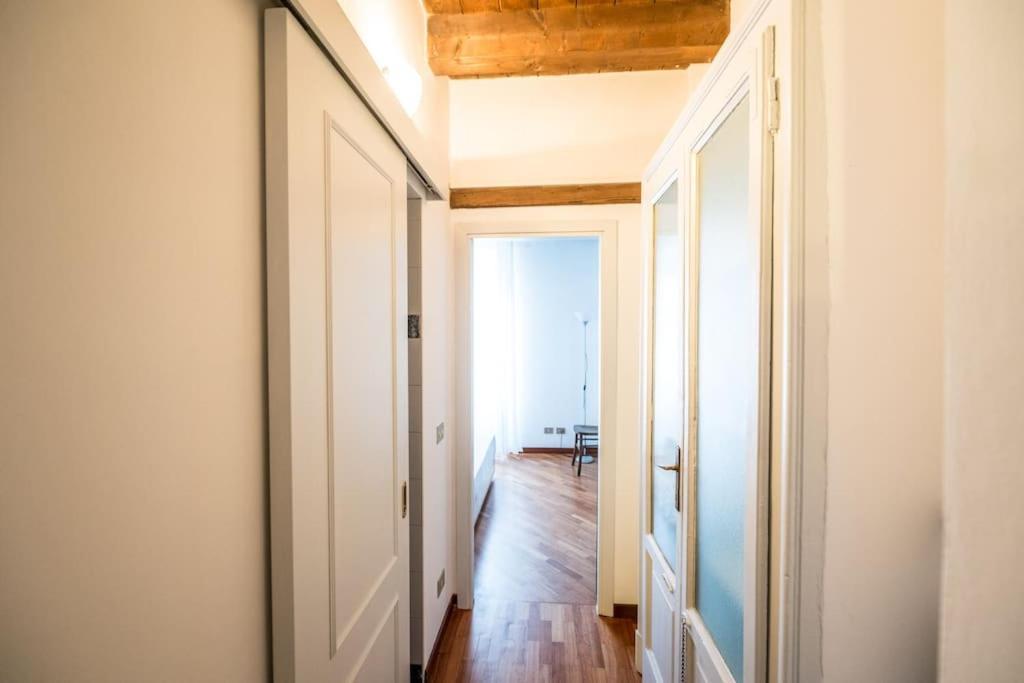 Wonderful Two Floors Apartment Милано Екстериор снимка