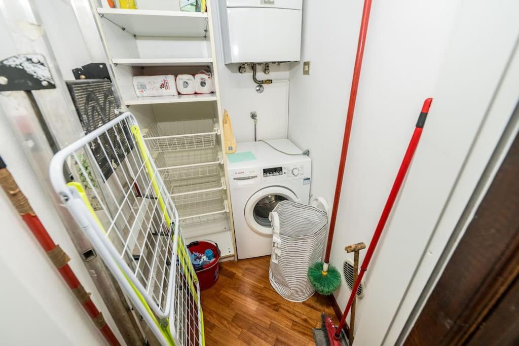 Wonderful Two Floors Apartment Милано Екстериор снимка